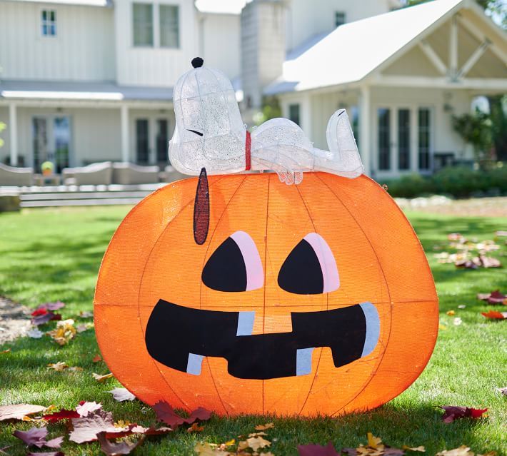 This lit-up snoopy Jack-O-lantern lawn piece will give your lawn a fun and ...