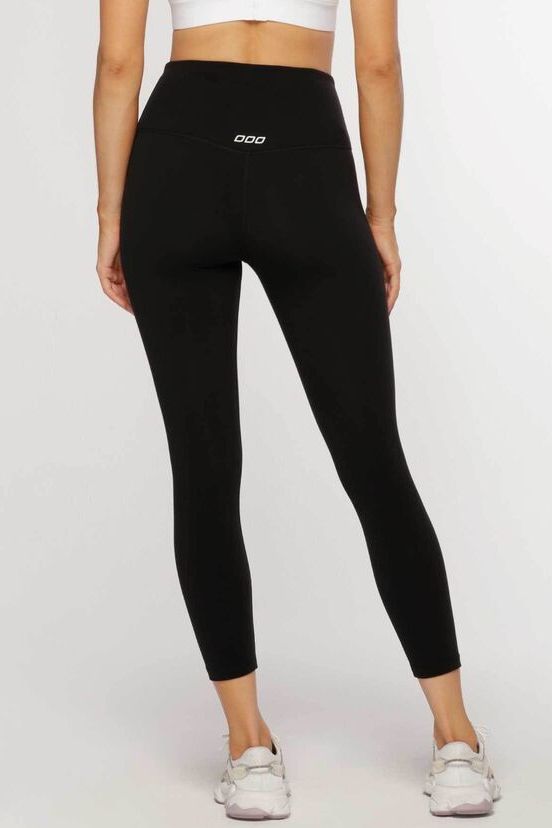The  Ouges high waisted leggings are a dupe for Lululemon