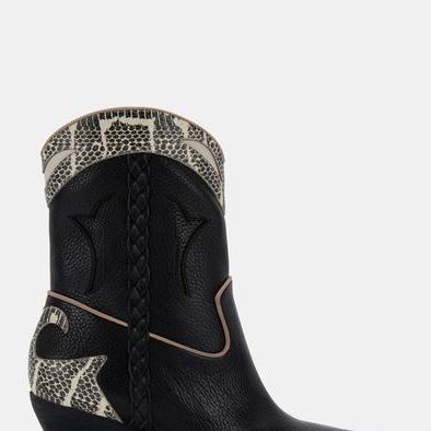 Black Leather cowgirl boot