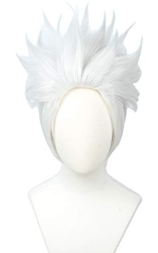 Short Layered Silvery White Wig