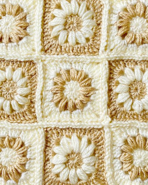 Daisy Square Blanket Pattern Tutorial