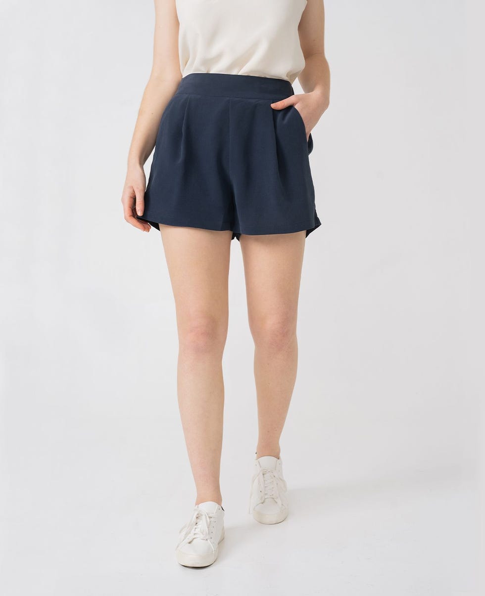 10 Flattering Sustainable Shorts