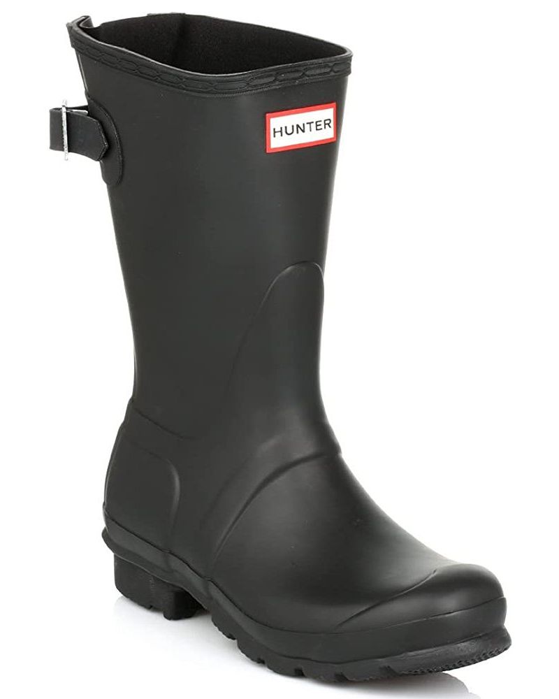 15 Stylish Rain Boots For Women - Best Waterproof Boots 2023
