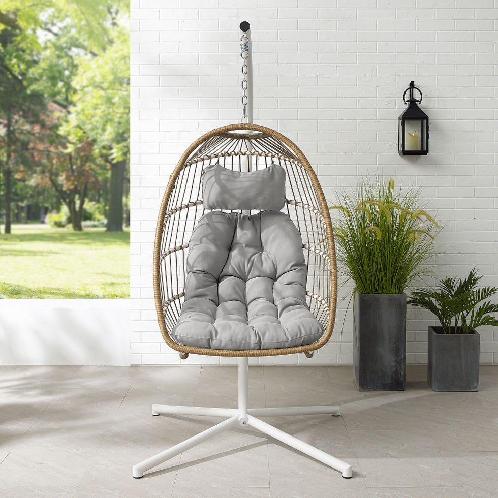 Hanging Wicker Egg Chair
