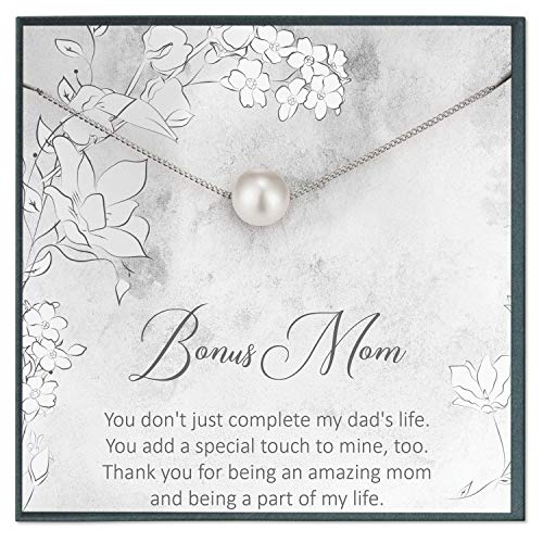 ‘Bonus Mom’ Pearl Necklace