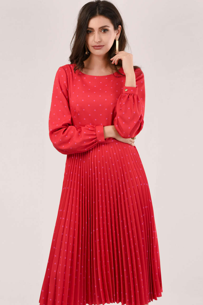 Closet Gold Red Pleated Dress