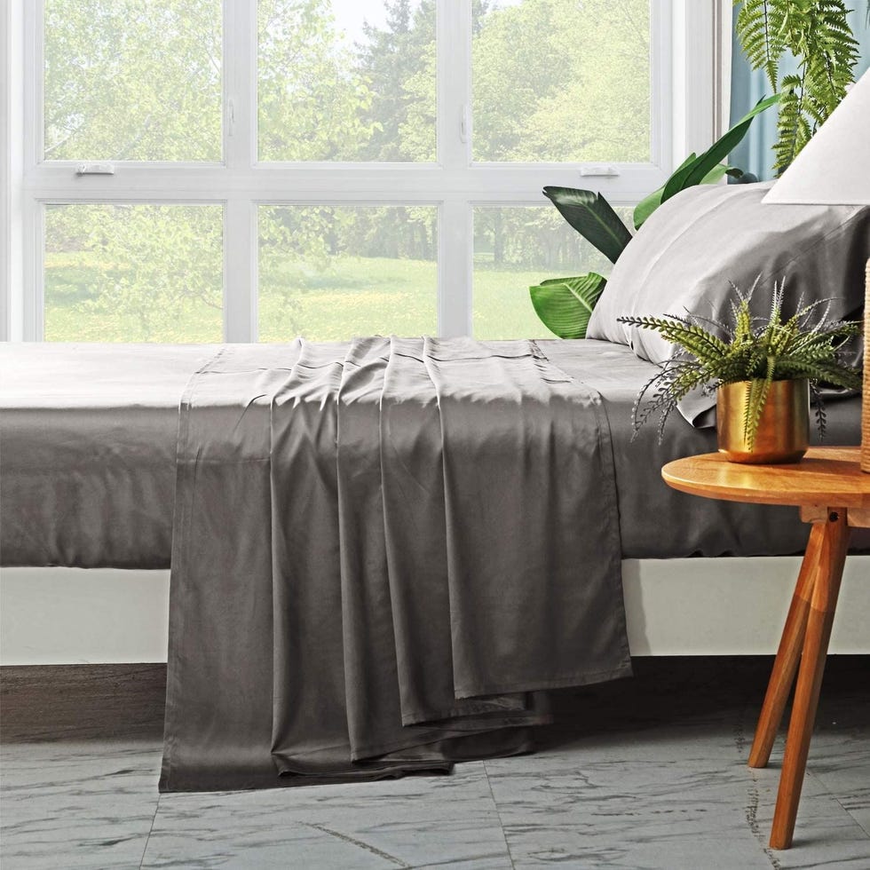 Zimasilk 4-Piece 100% Mulberry Silk Bed Sheet Set
