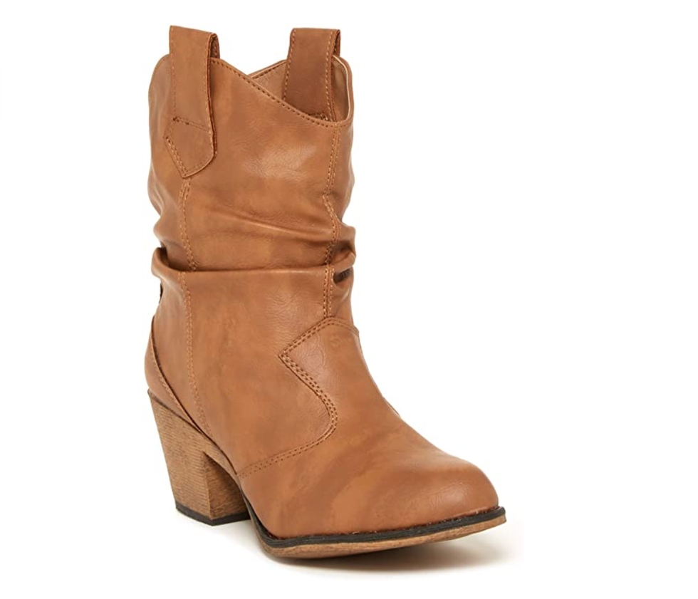 25 Best Women's Cowboy Boots to Wear This Season - 2023 Boots