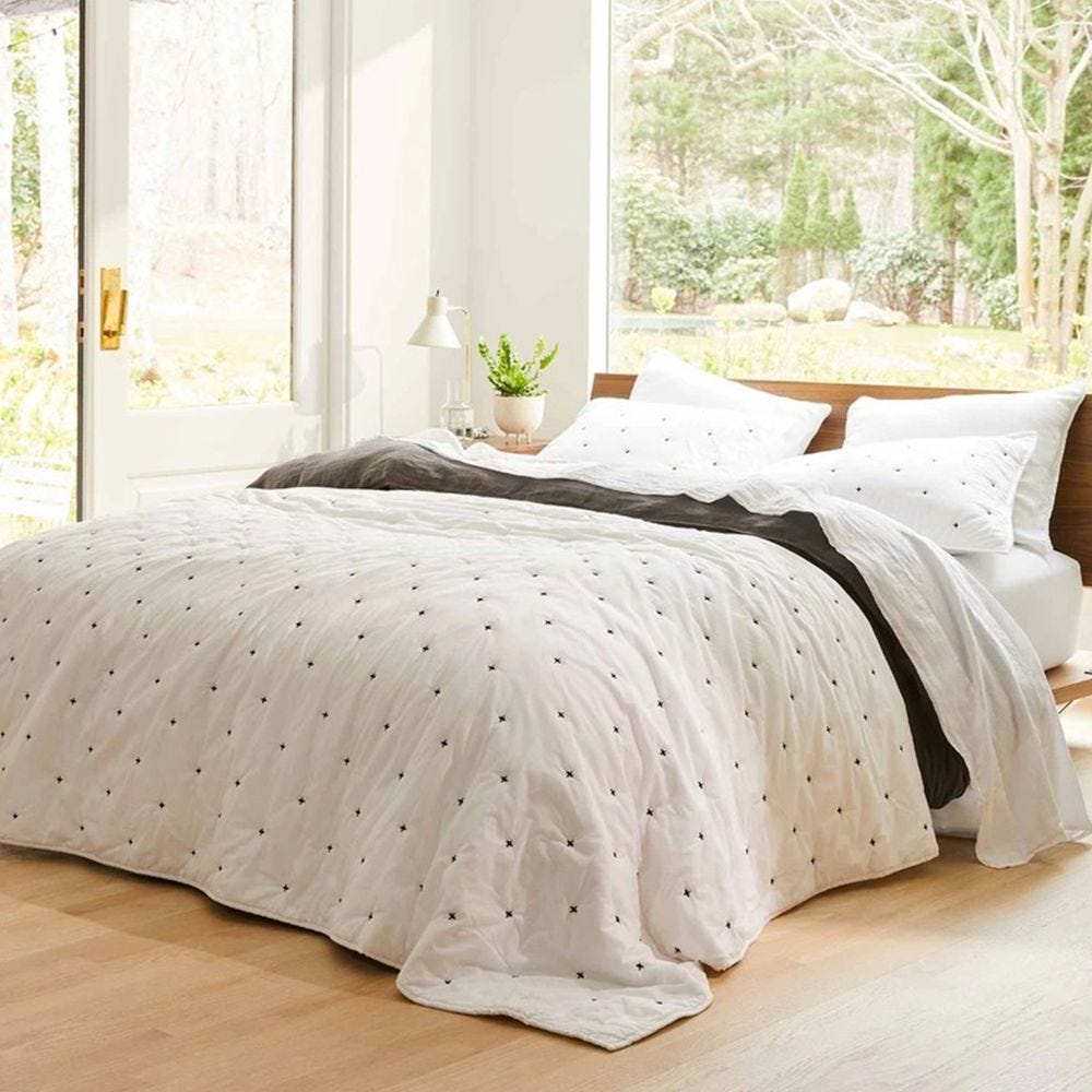 The 14 Best Bed Quilts for 2024 - Comfortable Quilt Bedding Sets