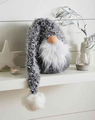 Oversized Fur Hat Gonk 85cm