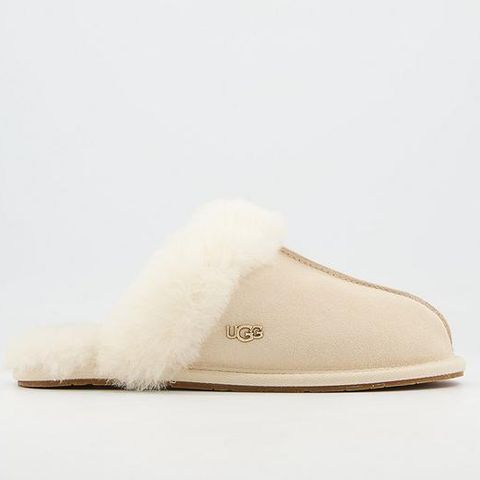 18 Best slippers for women 2022: stay and comfy