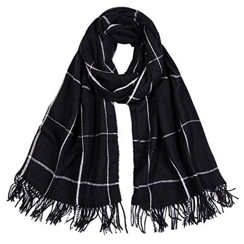 25 Best Winter Scarves for Women 2021 - Winter Accessories