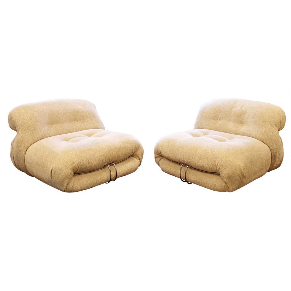 Mid-Century Modern Tobia Scarpa Cassina Pair Boucle Lounge Chairs 1970s