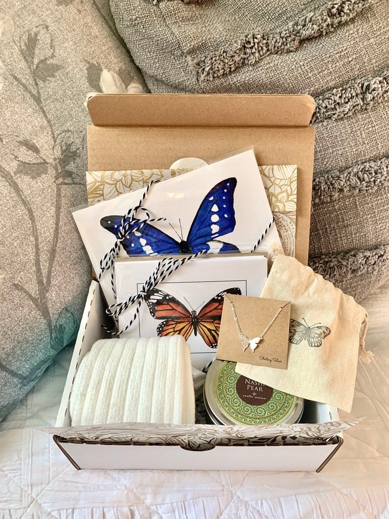 Blanket Gift Ideas for GrandDaughter, Floral Butterfly Love, Sweet Gifts  For Granddaughter, Gifts From Grandma To Teenage Granddaughter - Sweet  Family Gift