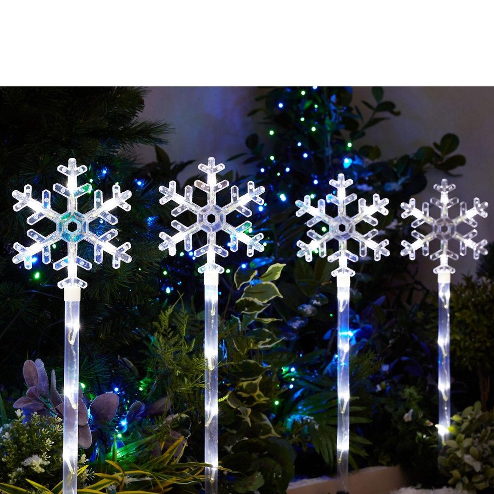 Snowflake Pathfinder Outdoor Christmas Lights (4 Pack)