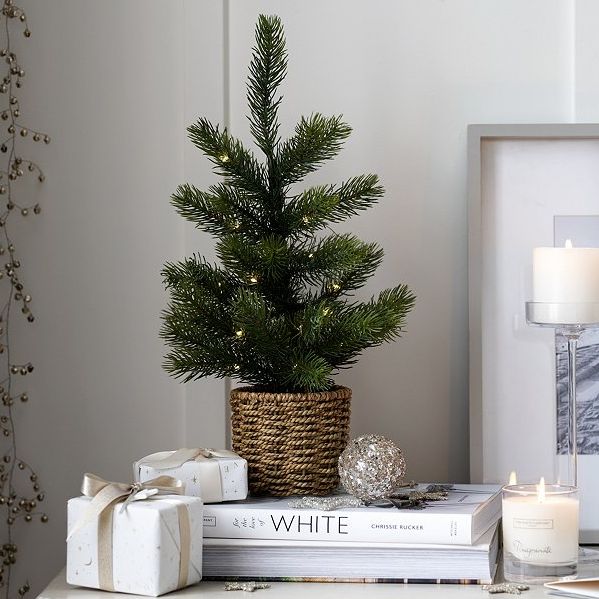 Pre-Lit Mini Christmas Tree – 1.5ft