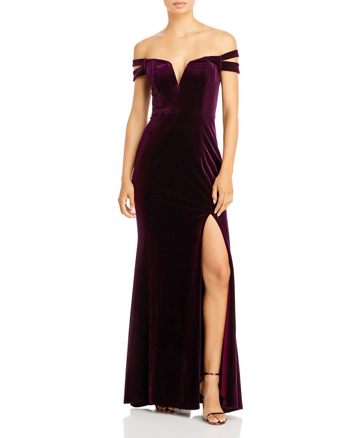 Aqua one clearance shoulder velvet gown