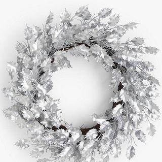 Snow Mountain Holly Wreath, Silver