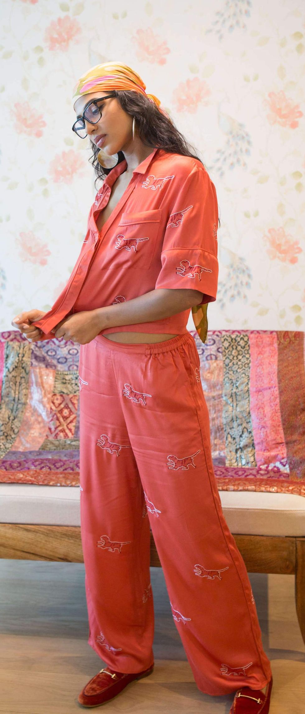 WDIRARA Men's Satin Sleepwear Plaid Button Long Sleeve Shirt and Pants Pajama Set