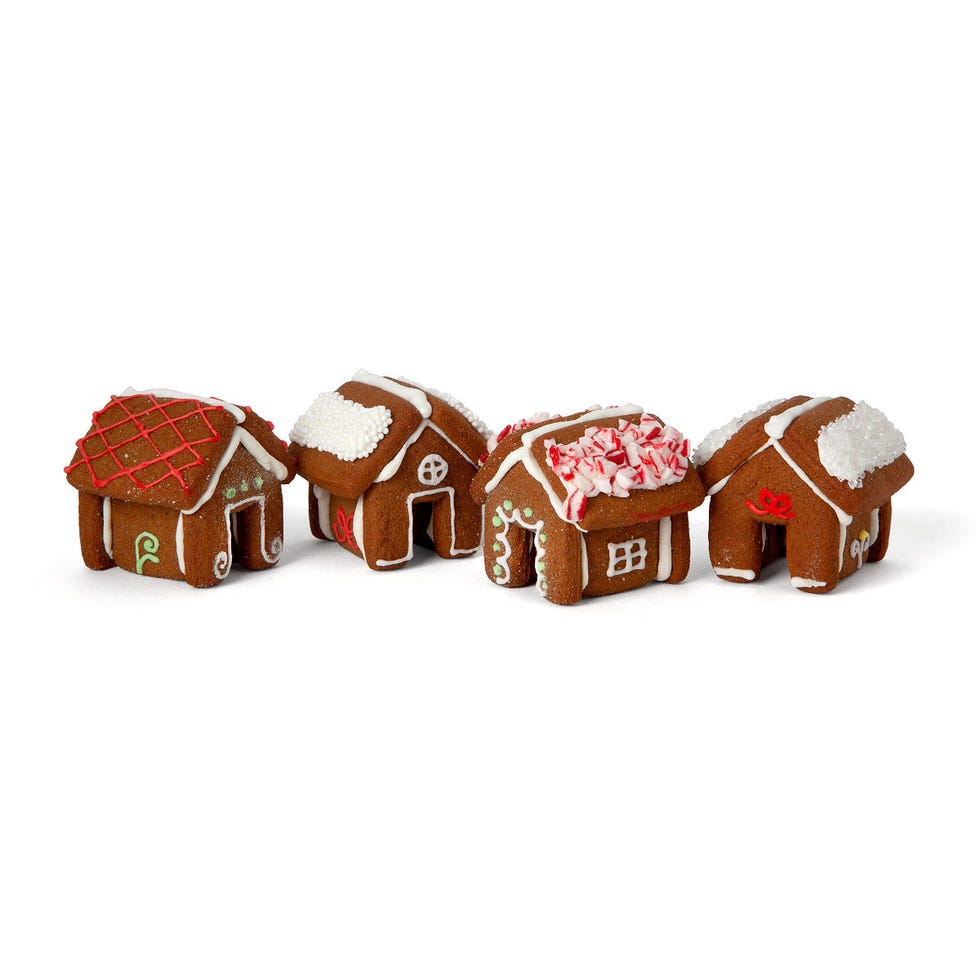 55 Best Gingerbread Houses - Pictures of Gingerbread House Design Ideas