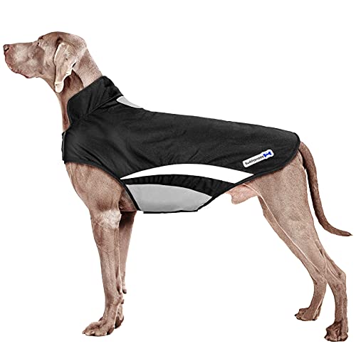 Abrigo impermeable en negro