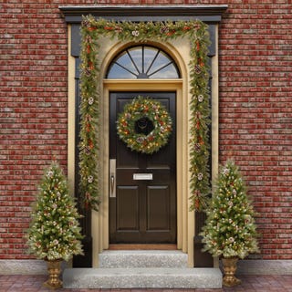 Frosted Berry Pre-Lit Garland