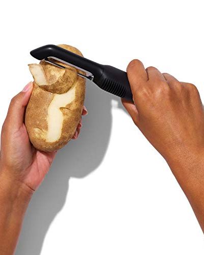 The 5 Best Potato Peelers — Bustle  Peeling potatoes, Making apple pie, Potato  peeler
