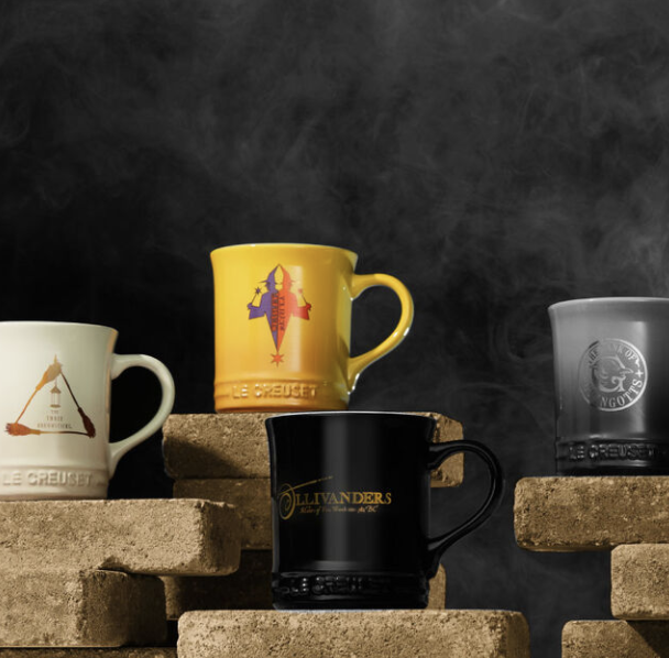 Le Creuset x HARRY POTTER Hogwarts Express Tea Pot Teapot Kettle Classic  Limited