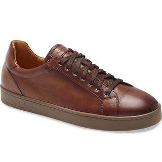 Magnanni Caitin Leather Sneaker 