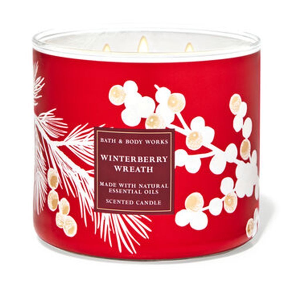 Bath & Body Works Has 18 (!!!) BrandNew Christmas Candle Scents for