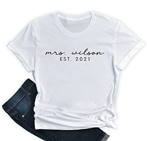 The Best White Tees By Brand & For Every Occasion - The Mom Edit