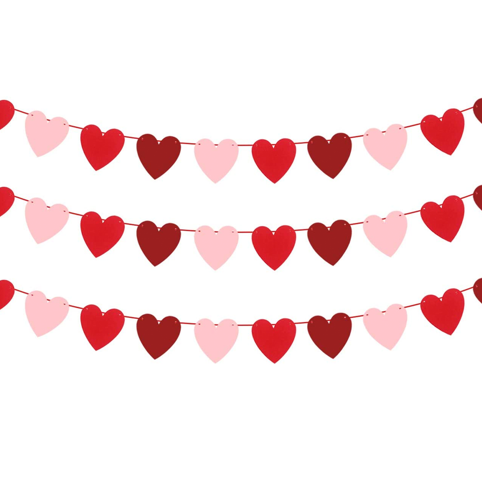 20 Best Valentine's Day Decor on Amazon — V-Day Decor 2024