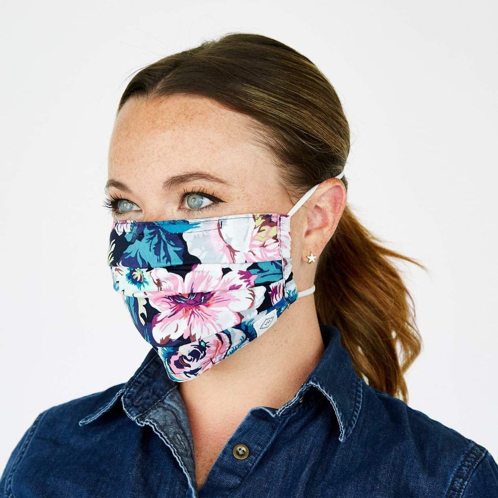 Pleated Mask with Adjustable Elastic