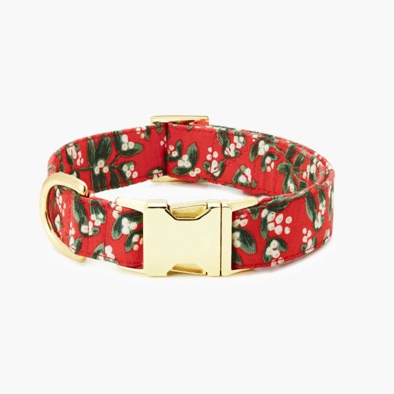 Mistletoe Red Dog Collar