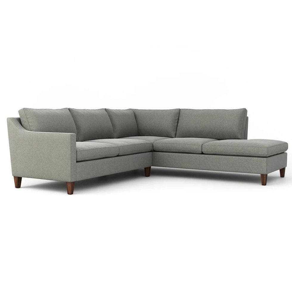 Johnny Homemaker Sectional With Bumper
