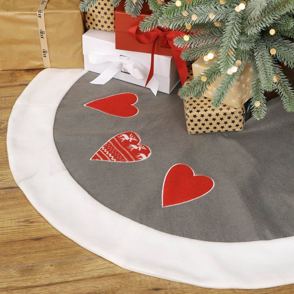 Winter Grey Heart Fabric Christmas Tree Skirt