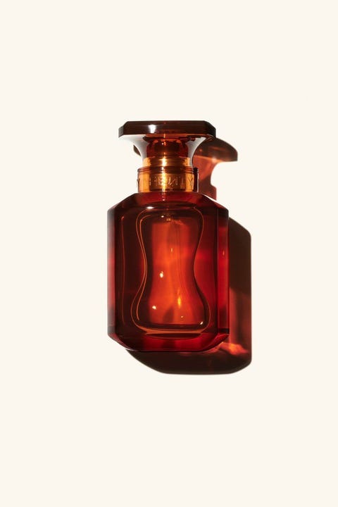 Fenly Eau De Parfum Top 20 Nước Hoa Tốt Nhất Cho Nữ | Top 20 Best Woman Perfume | Cre picture: Harpersbazaar