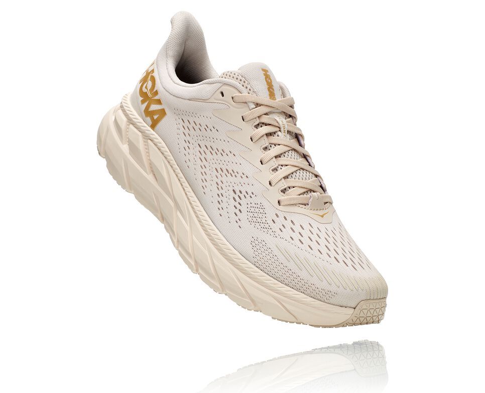 hoka shoes cyber monday