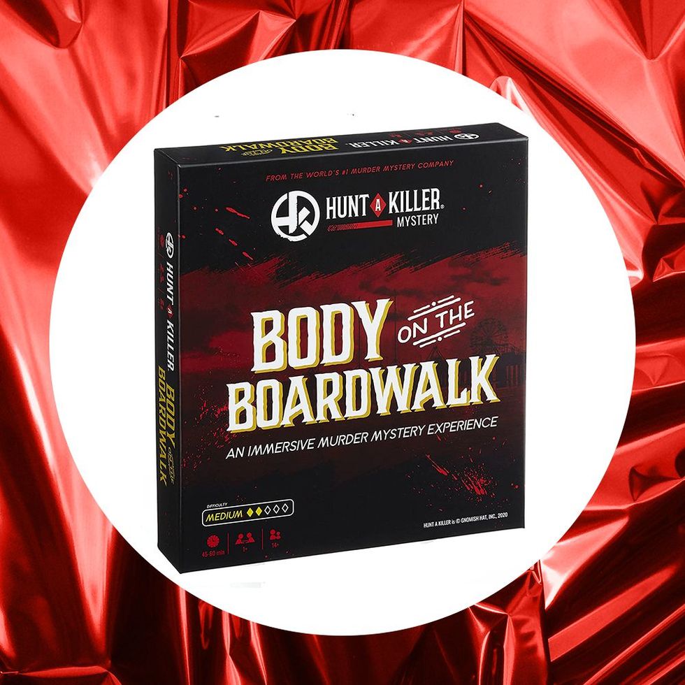Hunt a Killer: Body on the Boardwalk Immersive Murder Mystery Game