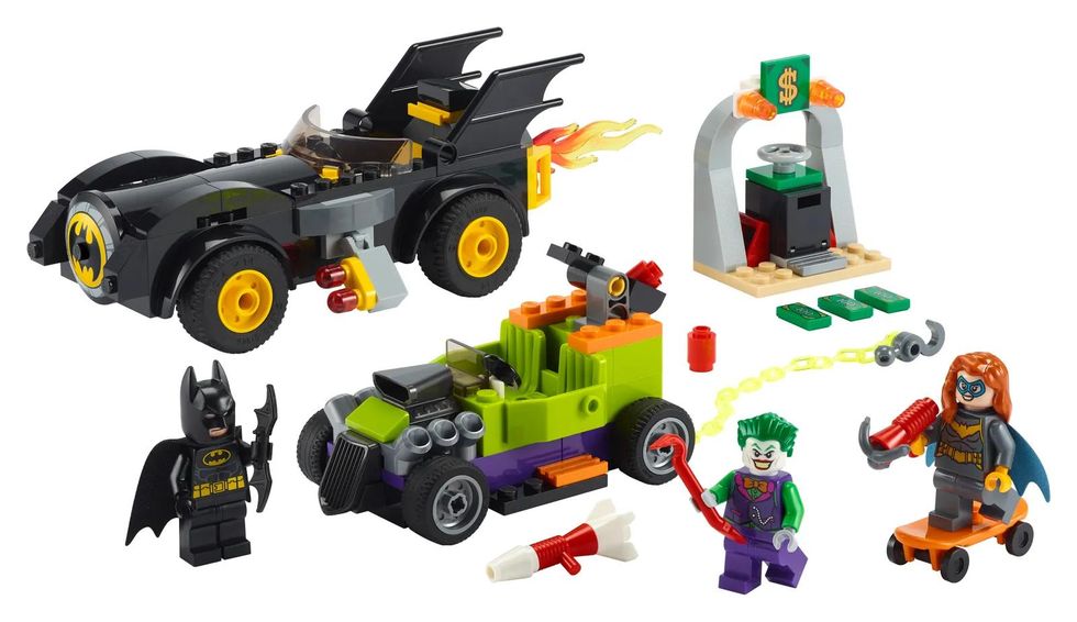 Top 10 LEGO Batman Sets WE NEED 