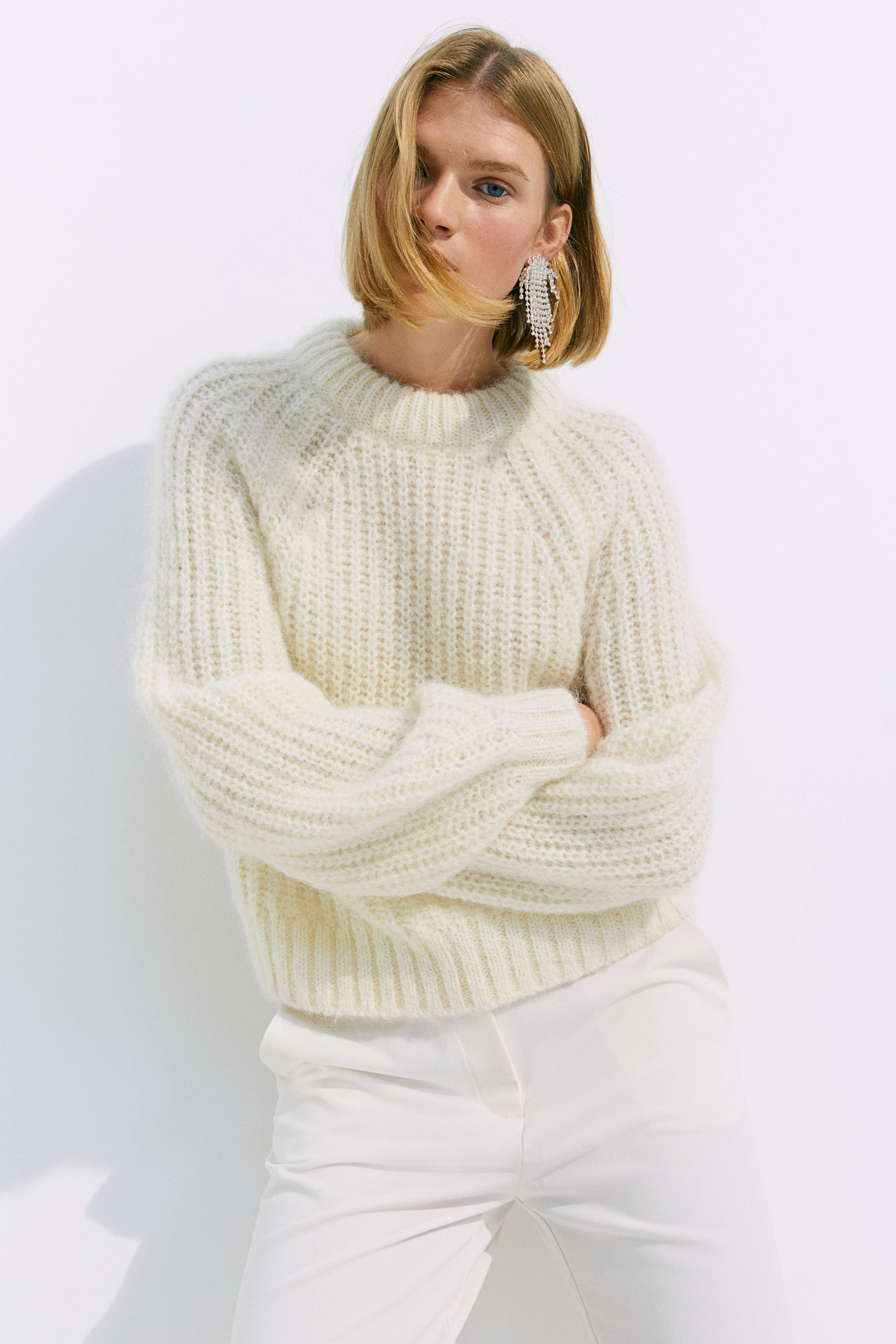 Cable Knit Sweater Cozy Wool Sweater Knitted Ivory Pullover Unique Knitwear Women's Ivory Sweater V Neck Jumper Open Back Sweater
