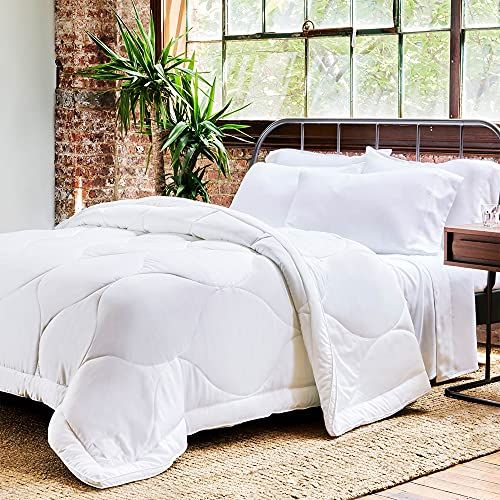 OMYSTYLE Down Alternative White Comforter-Twin Size Reversible Duvet Insert or Stand-Alone Quilted Bed Comforter with Plush Microfiber Filling,Corner Tabs,Machine Washable- 64x88inches,White 