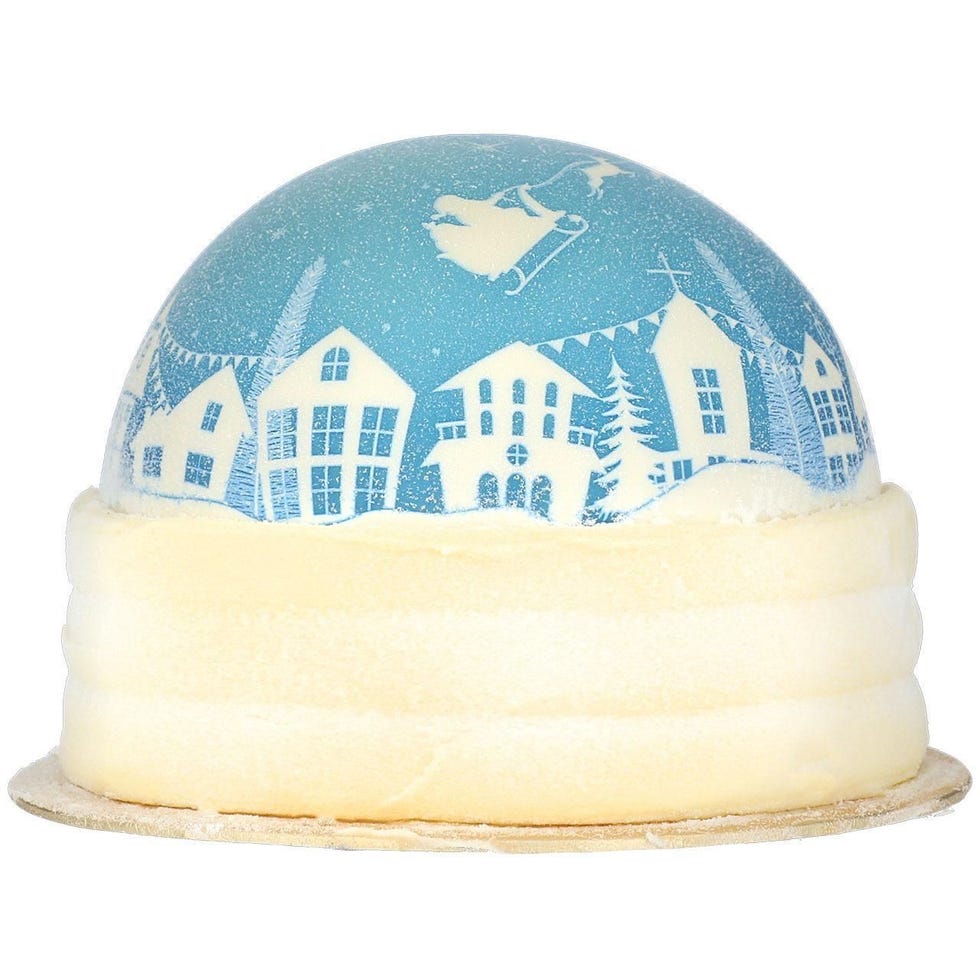 M&S Night Before Christmas Cake 845g