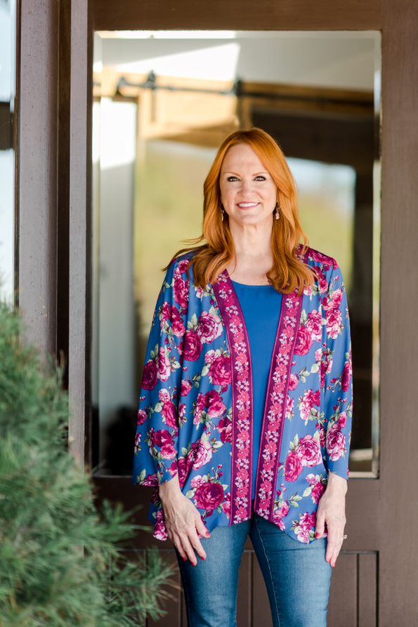 The Pioneer Woman Holiday Clothing 2021 - Where to Buy Ree Drummond's ...