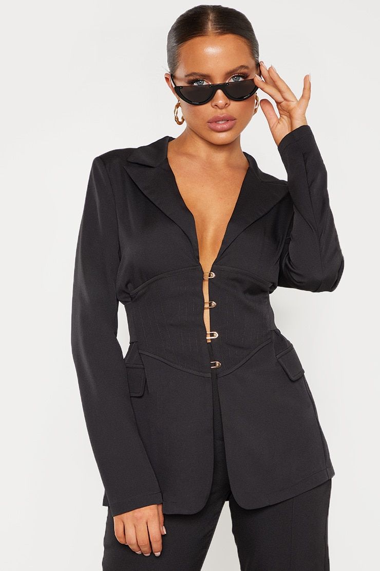 22 Best Black Blazers for Women to Shop 2022
