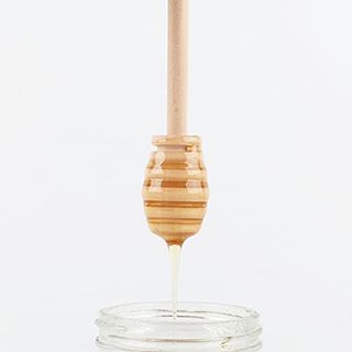 Stirrer for mixing honey