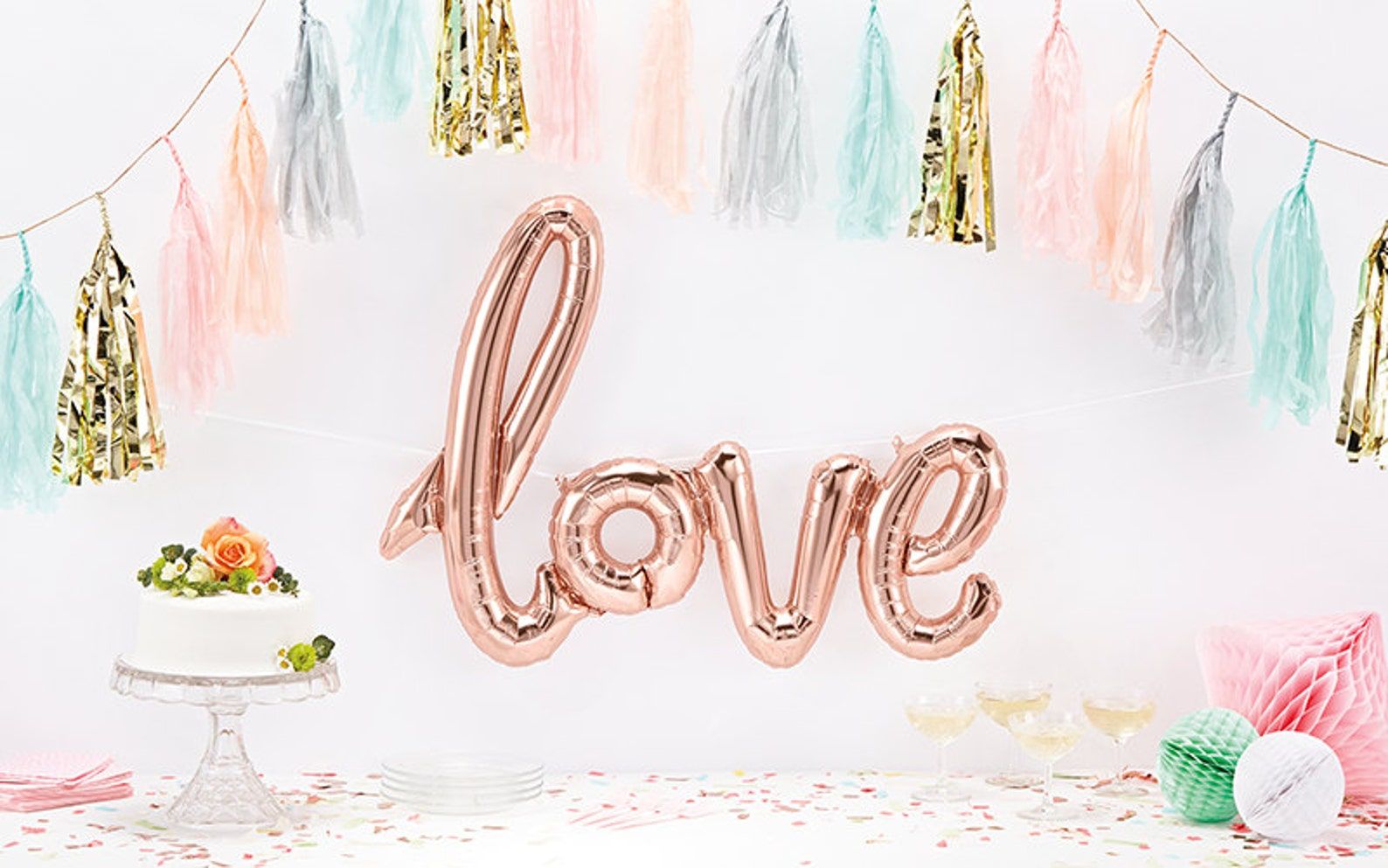 "Love" Balloon