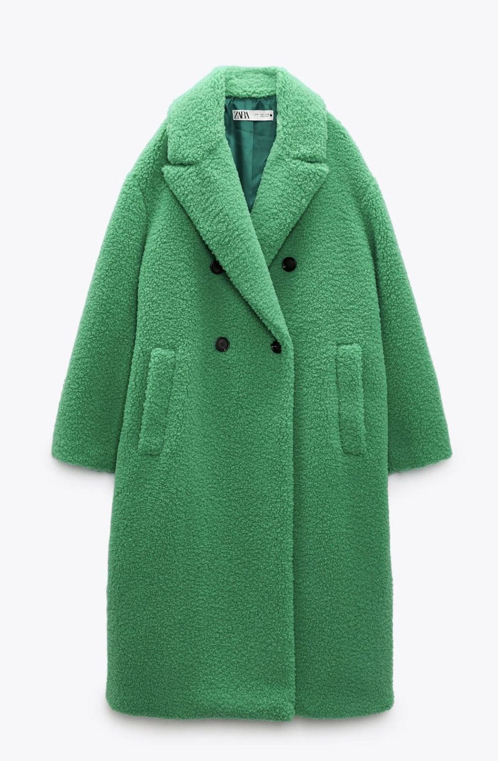 Katie Holmes y el abrigo que triunfa este invierno