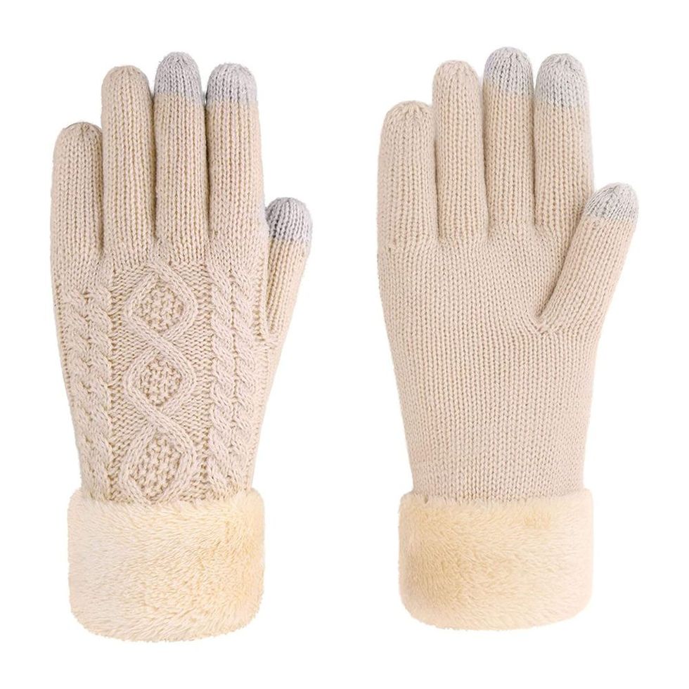 Touchscreen Cable-Knit Gloves