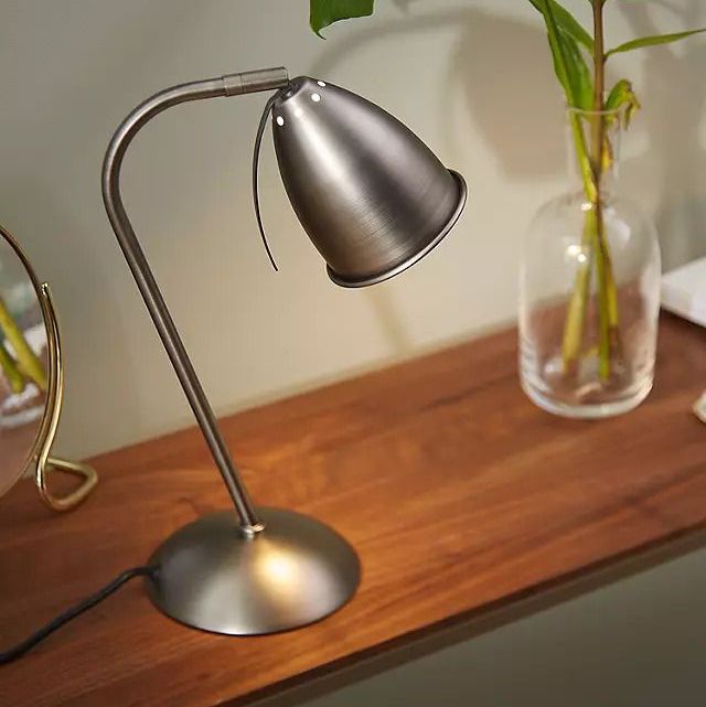 Chelsea Touch Task Lamp